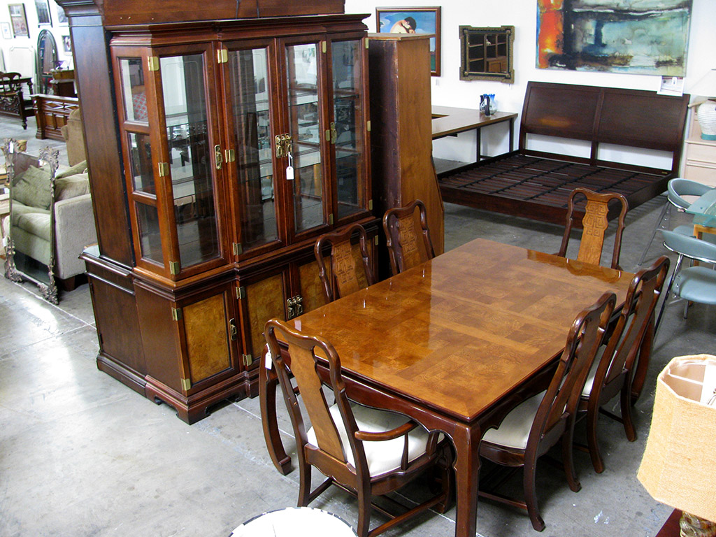 Universal Furniture Dining Set With China Cabinet Design Consignment Universal Dining Set And China Cabinet