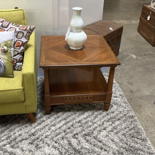Bassett Furniture Vintage Mid Century End Table