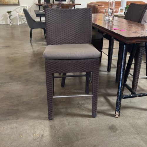 Outdoor Bar Stool With Cushion, Brown