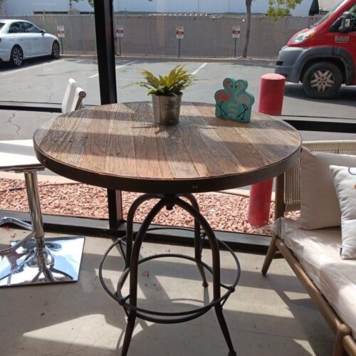 35" Round Bristol Pub Table