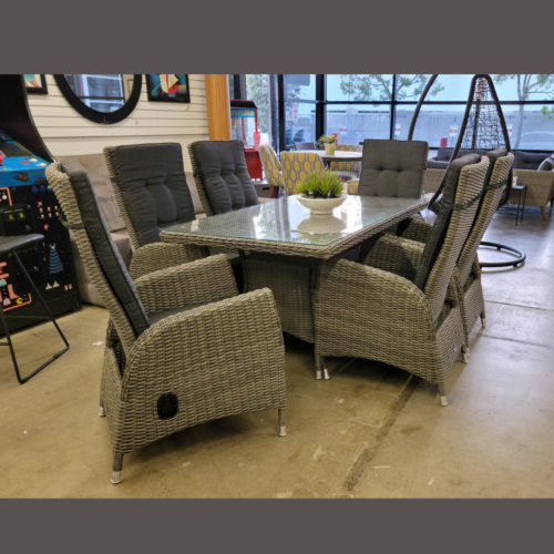 Rectangle Brimley Recliner Dining Set
