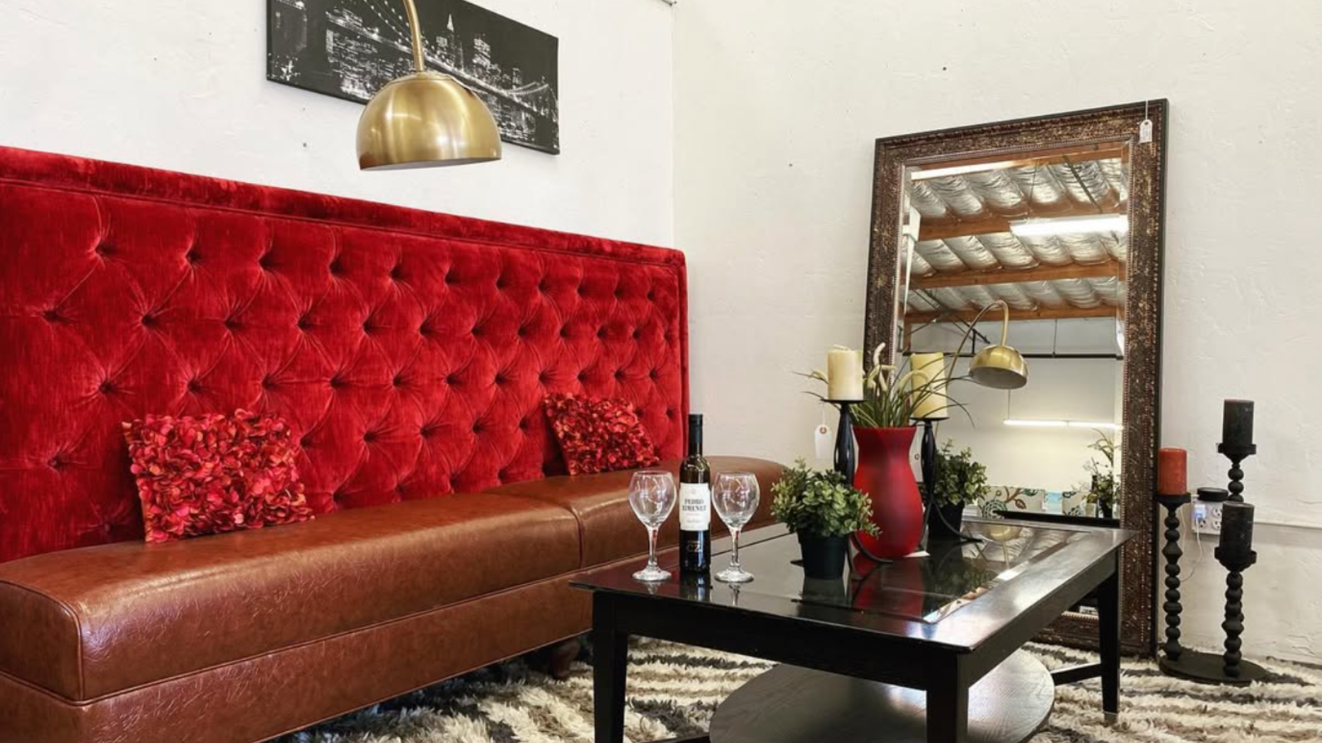 Consign furniture and decor